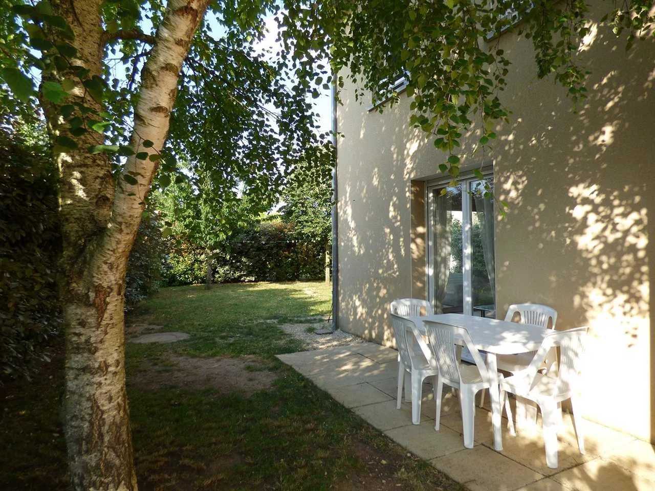 House in Neuville-de-Poitou, Nouvelle-Aquitaine 11891096