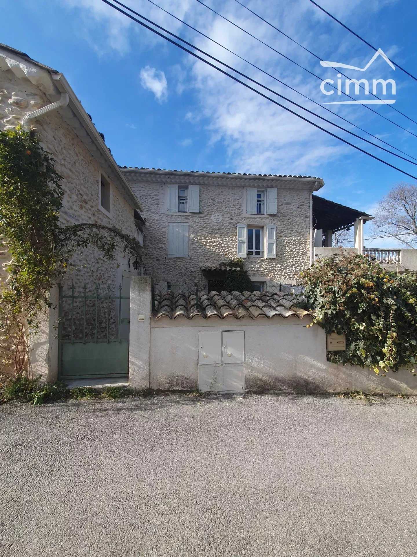 Huis in Oraison, Provence-Alpes-Côte d'Azur 11891103