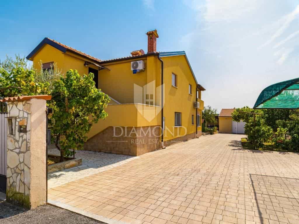 House in Poreč, Istria County 11891641