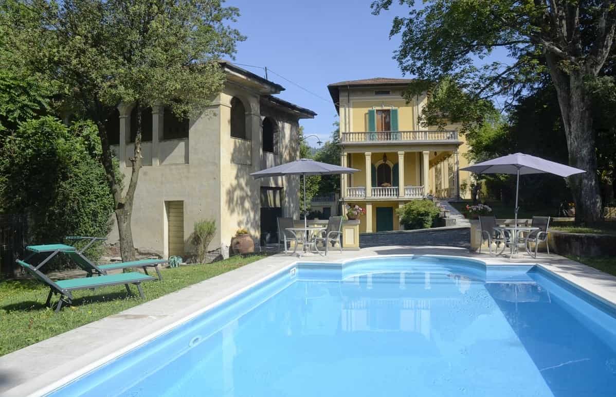 집 에 Barga, Tuscany 11891788
