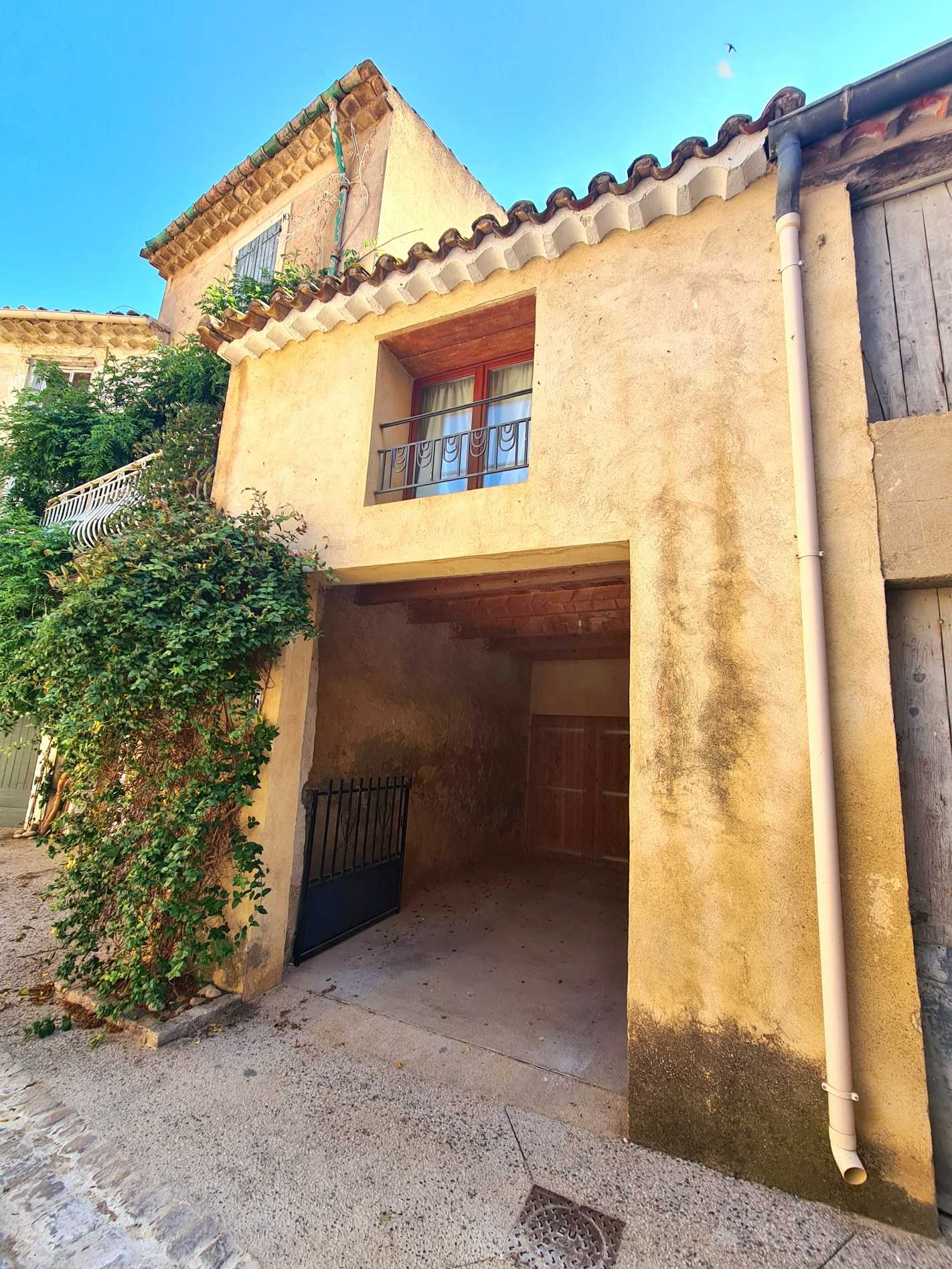 房子 在 Puimisson, Occitanie 11891838