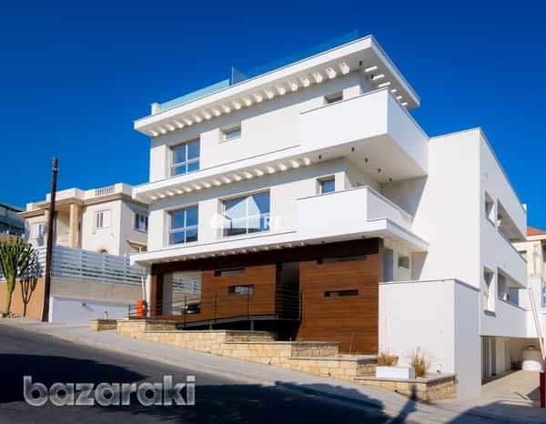Condominium dans Germasogeia, Limassol 11893105