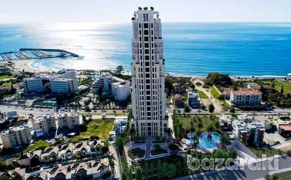 Condominium in Agios Tychon, Limassol 11893283