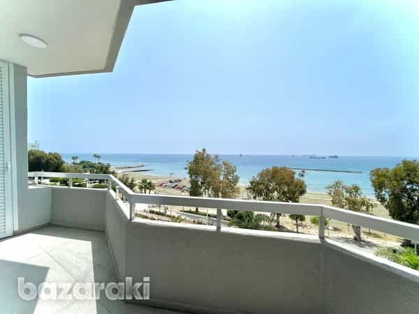 Condominium in Limassol, Limassol 11894417