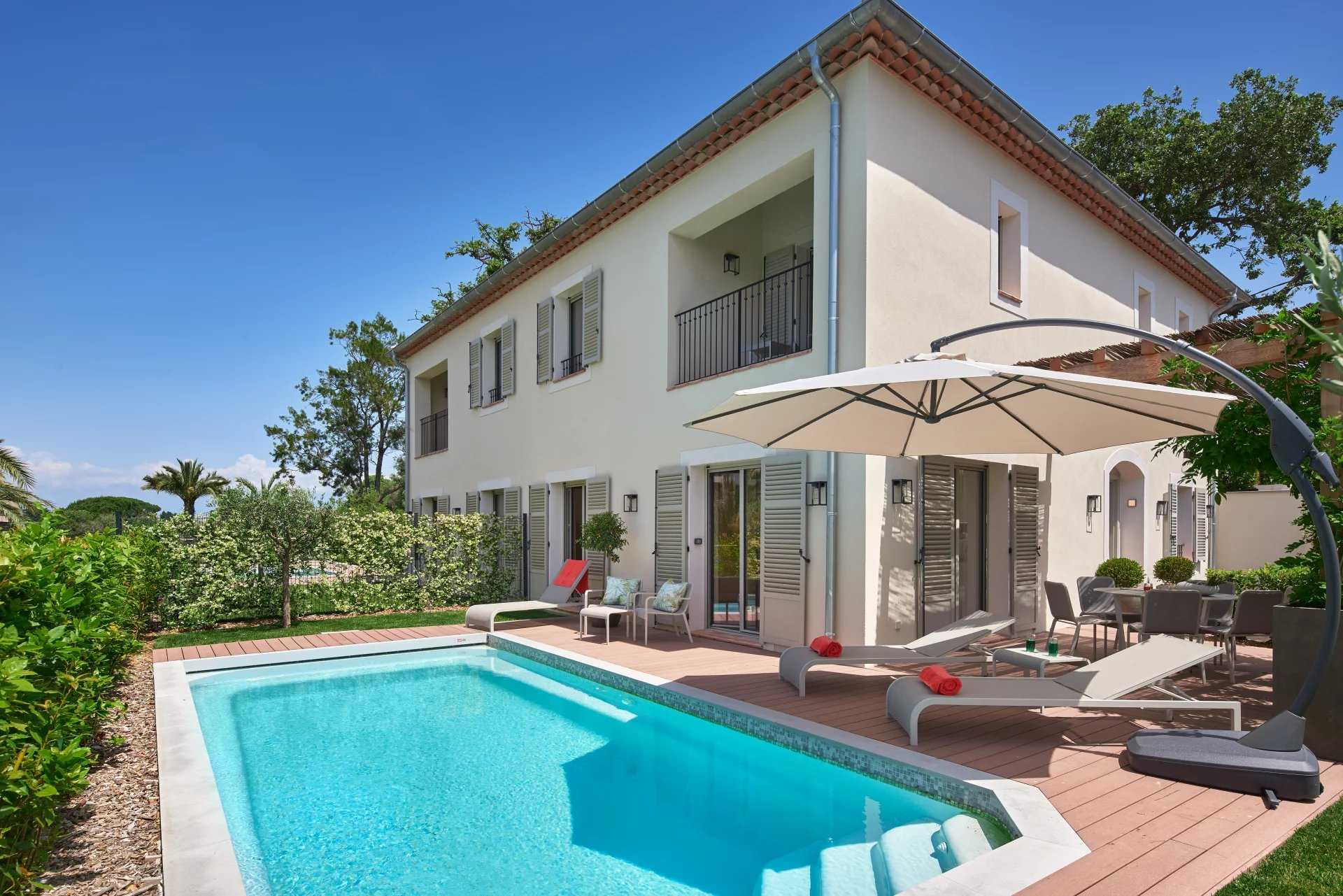 Huis in Antibes, Provence-Alpes-Côte d'Azur 11894834