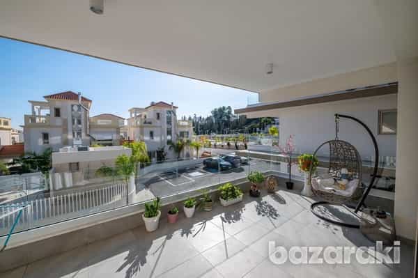 Condominium dans Agios Athanasios, Limassol 11895514