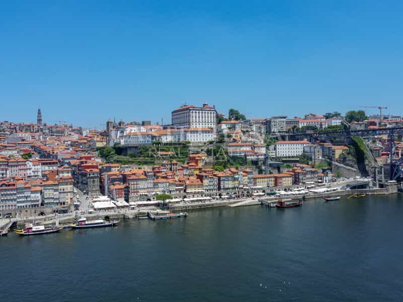 Perindustrian dalam Vitória, Porto 11897780