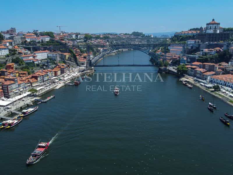 Perindustrian dalam Vitória, Porto 11897780