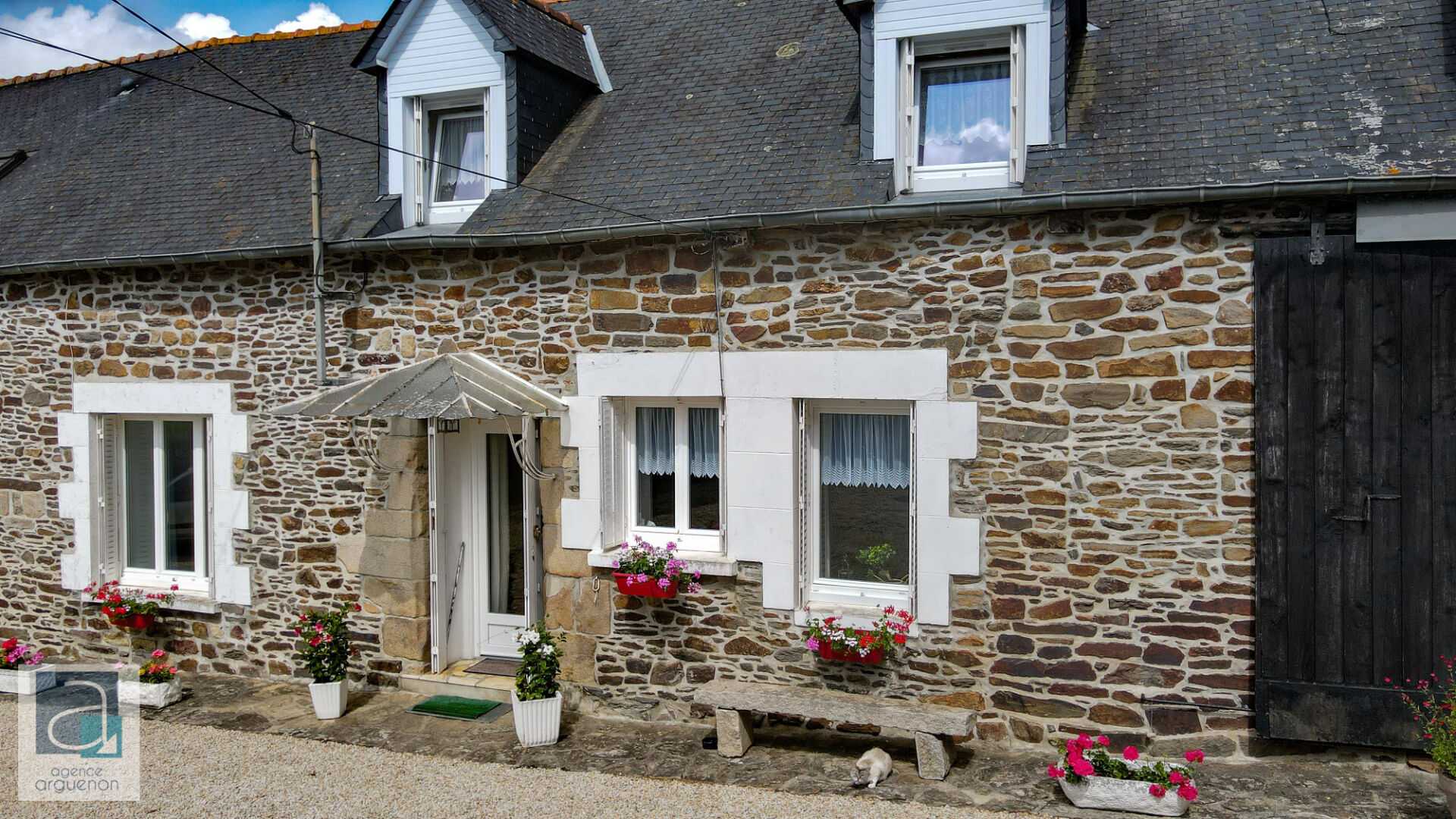 Hus i Jugon-les-Lacs, Bretagne 11898057