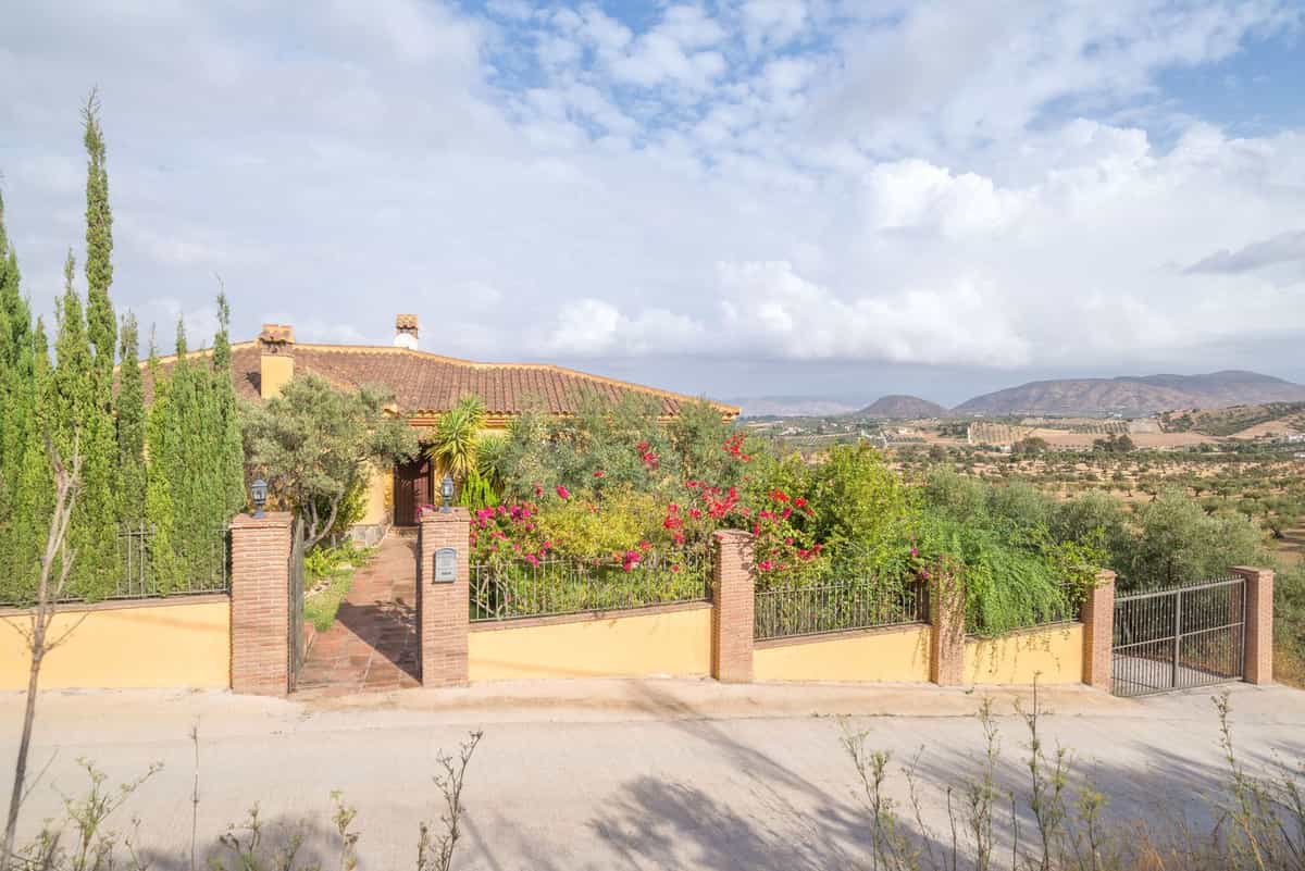 House in Alhaurin el Grande, Andalusia 11898381