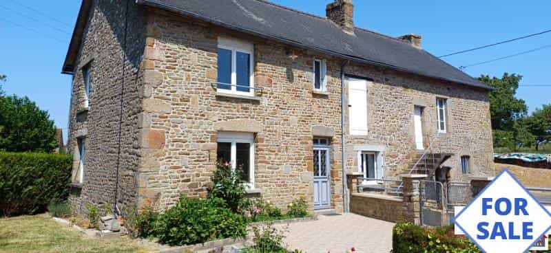 House in Champfremont, Pays de la Loire 11898403