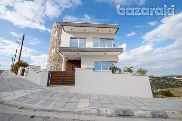 жилой дом в Agios Tychon, Limassol 11900886
