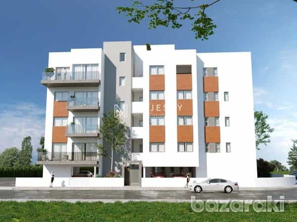 Condominium in Agios Athanasios, Lemesos 11901686
