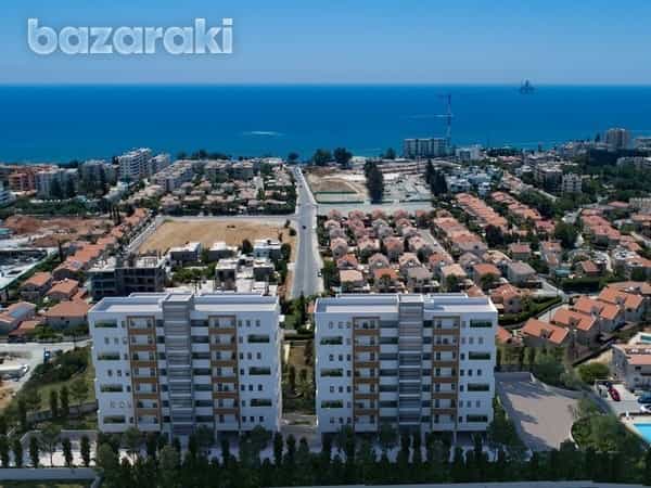 Condominio en Mouttagiaka, Limassol 11904098