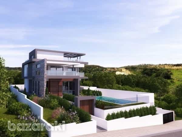 Condominium in Agios Athanasios, Lemesos 11904379