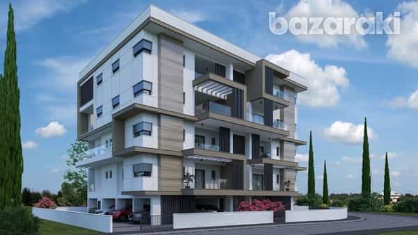 Condominium in Mesa Geitonia, Limassol 11904480