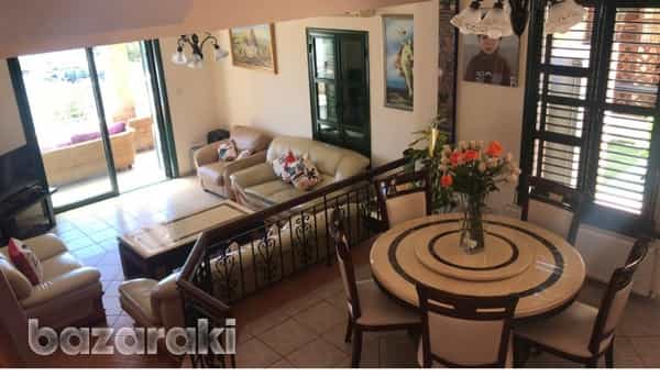 Huis in Agios Tychon, Limassol 11905108