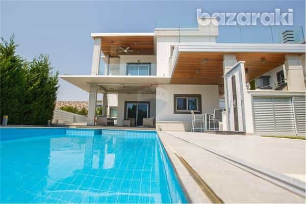 House in Agios Tychon, Larnaka 11905898
