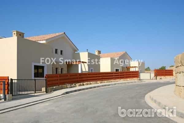 Casa nel Pyrgos, Larnaca 11905948