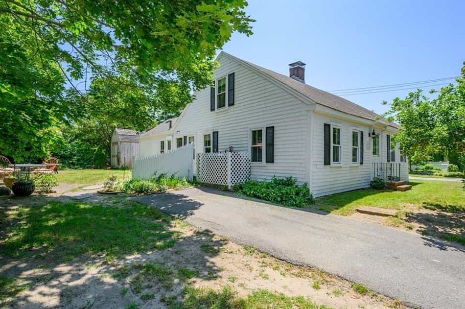 House in Barnstable, Massachusetts 11906987
