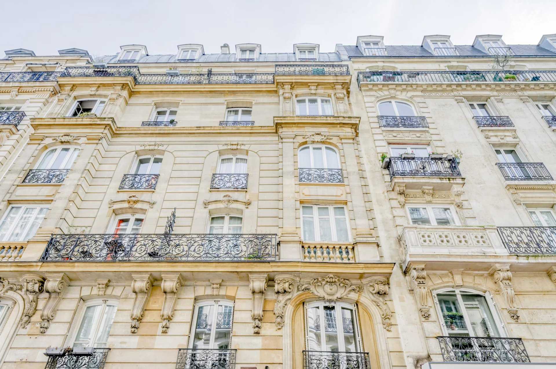 Condominio nel Paris 18ème, Paris 11907135