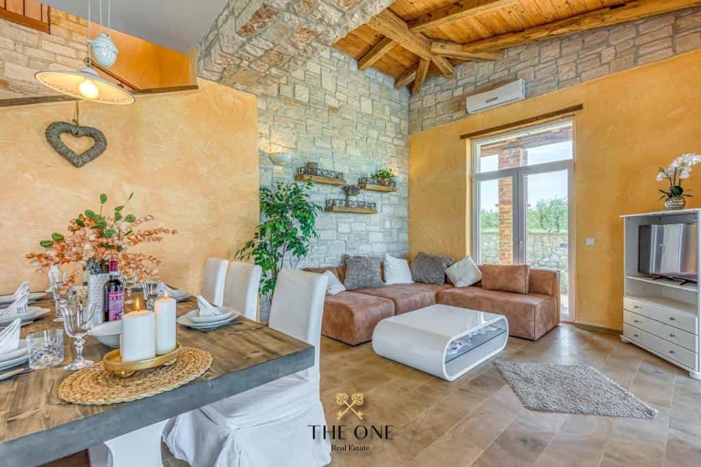 Rumah di Kadumi, Istria County 11907255
