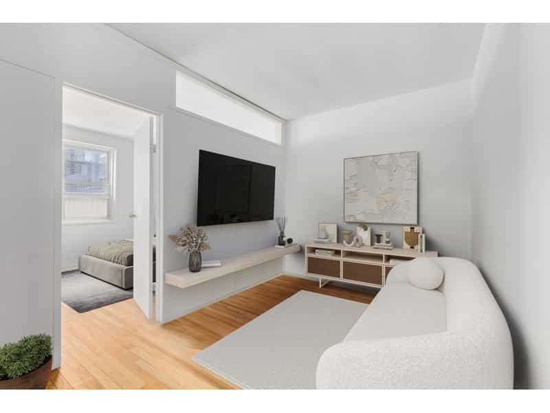 Condominium in Manhattan, New York 11907364