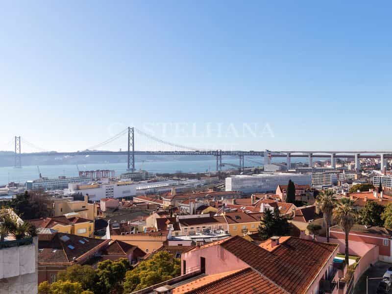 Condominium in Campolide, Lisboa 11907583