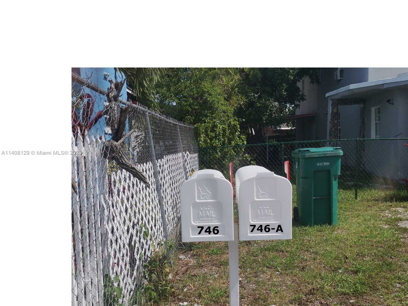Kondominium dalam El Portal, Florida 11907687