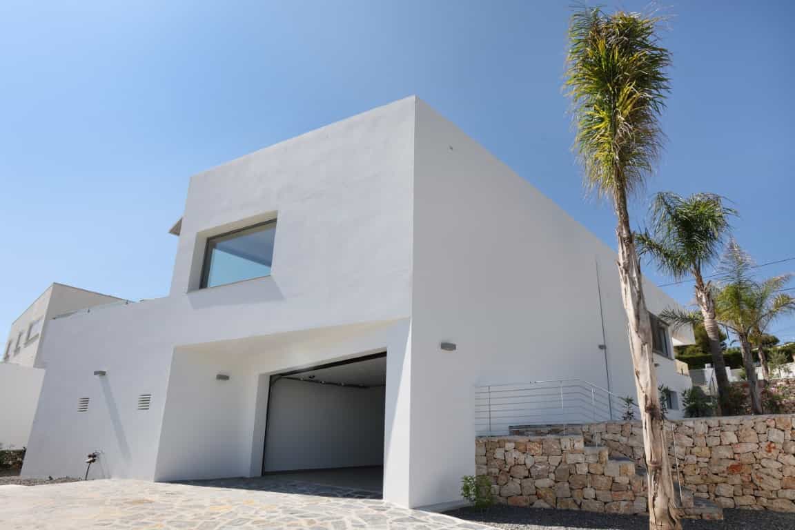 Будинок в Benisa, Comunidad Valenciana 11908065