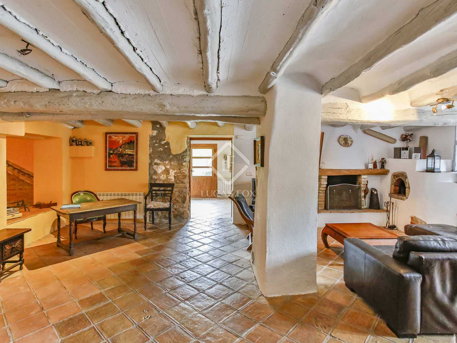 casa no Torrellas de Foix, Catalunha 11910321
