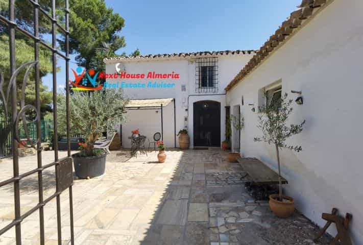 Будинок в Albox, Andalusia 11910331