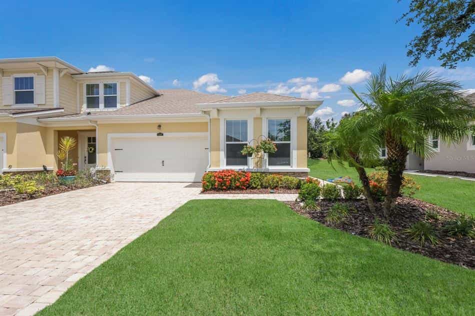 House in Lorraine, Florida 11912085