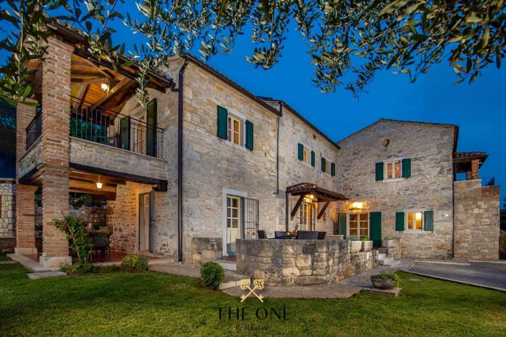 Rumah di Tinjan, Istria County 11912390
