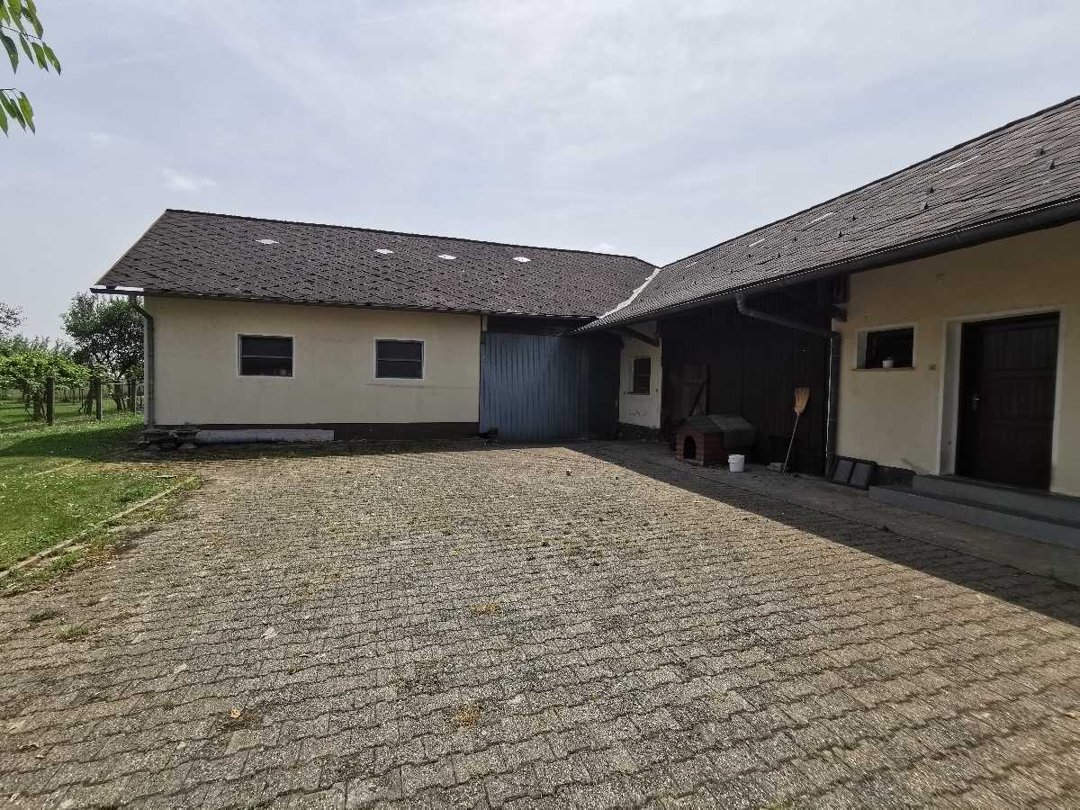 House in Crnelavci, Murska Sobota 11912408