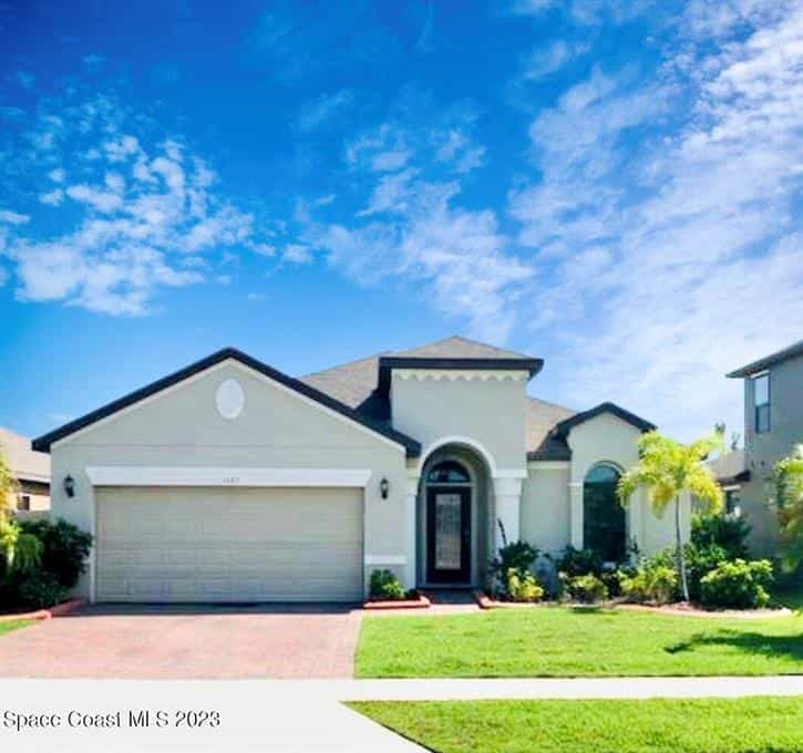 House in West Melbourne, Florida 11913886