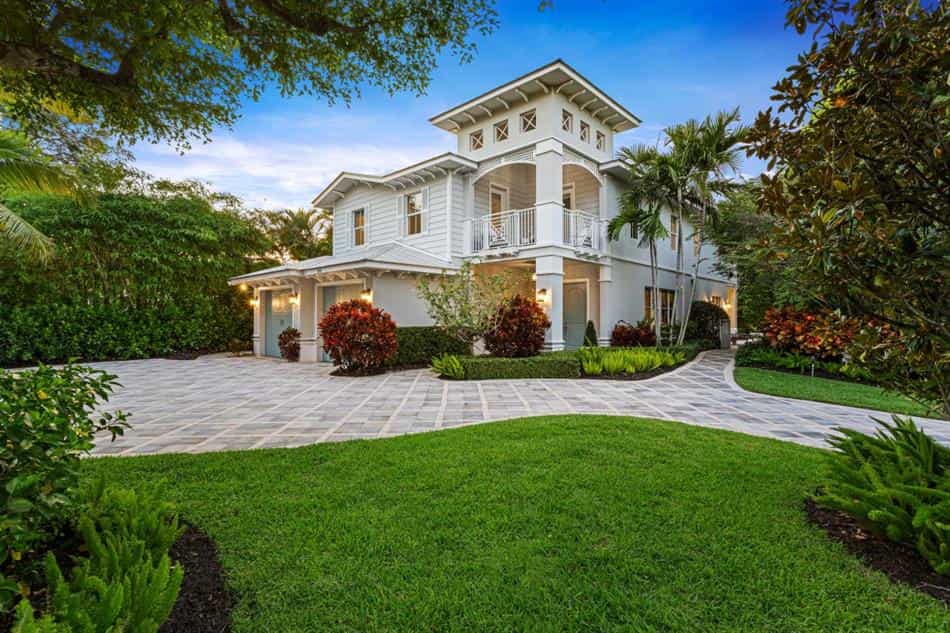 بيت في بوكا راتون, فلوريدا 11913890