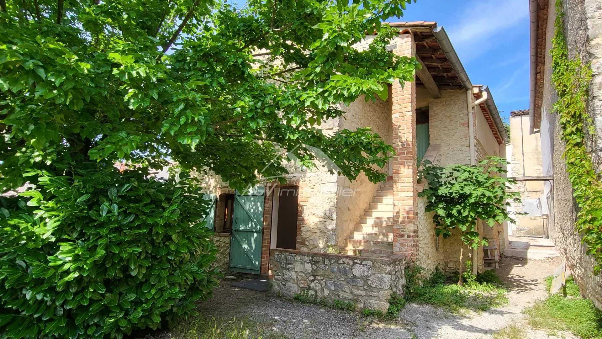 Hus i Saint-Privat-des-Vieux, Occitanie 11913941