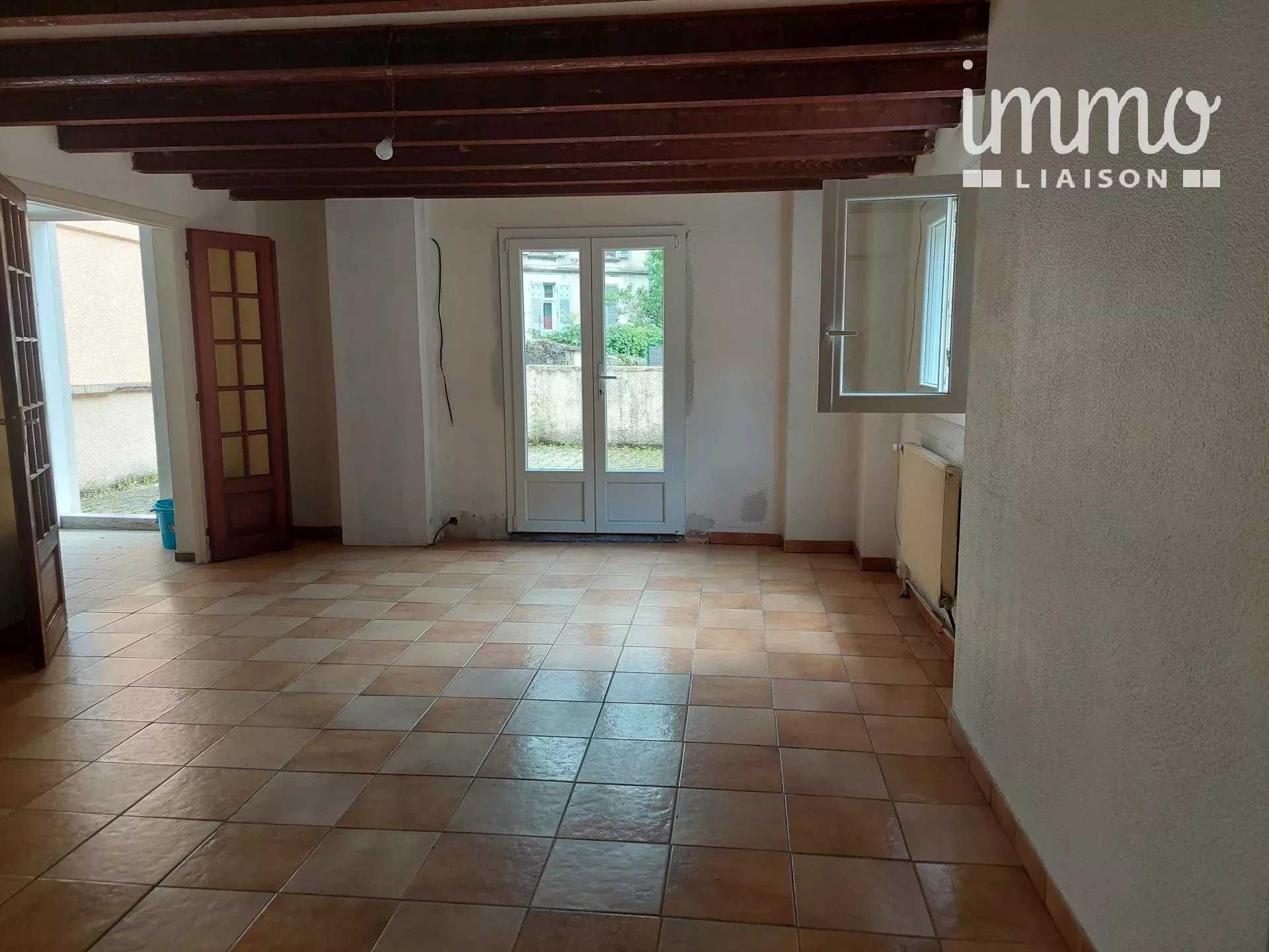 House in Tullins, Auvergne-Rhone-Alpes 11914076