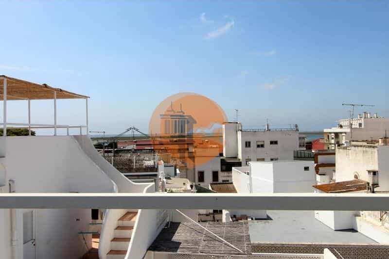 Industriell im Olhao, Faro 11914288