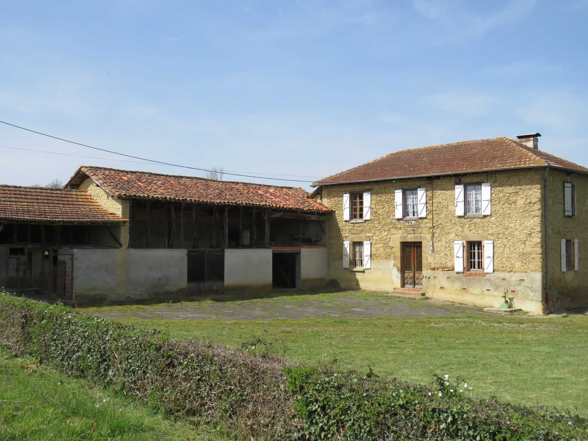 Talo sisään Masseube, Occitanie 11914974