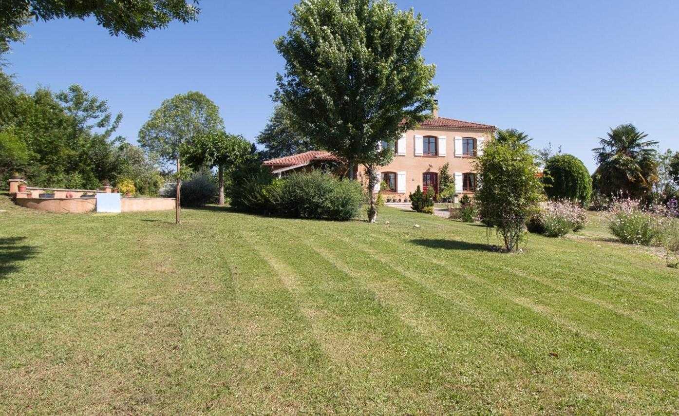 casa no Villecomtal-sur-Arros, Occitânia 11914981