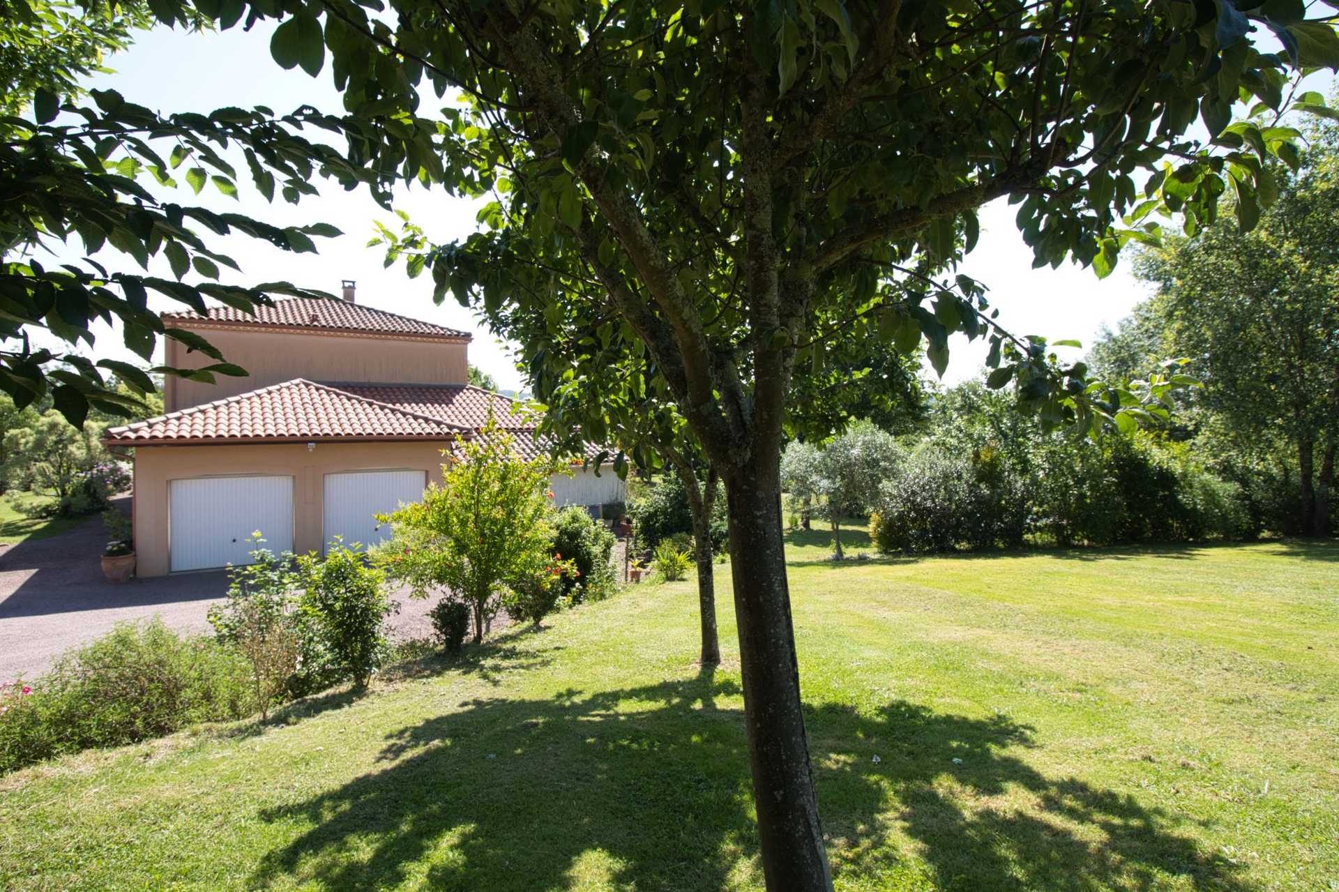房子 在 Villecomtal-sur-Arros, Occitanie 11914981