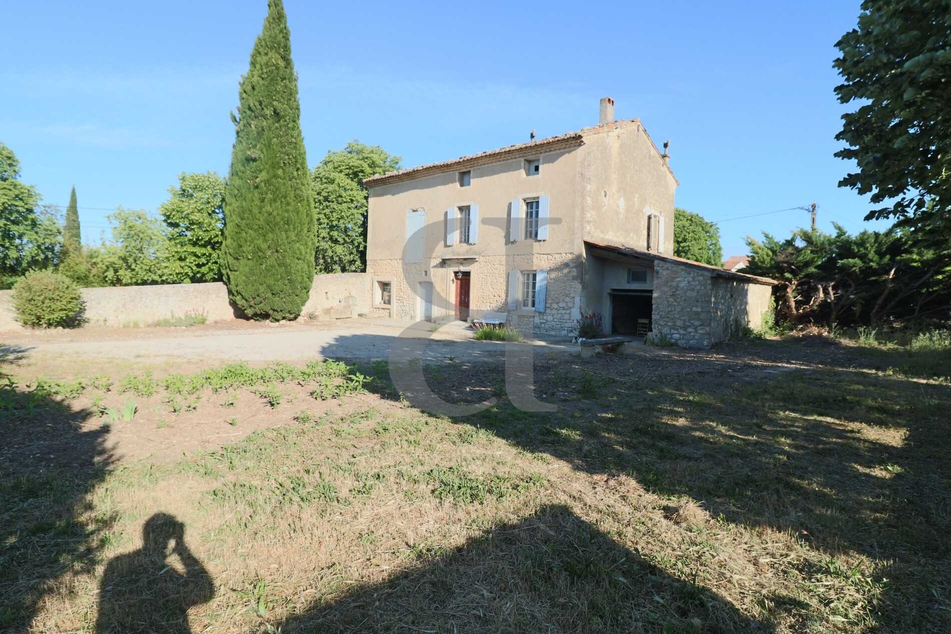 Rumah di Pernes-les-Fontaines, Provence-Alpes-Cote d'Azur 11914988
