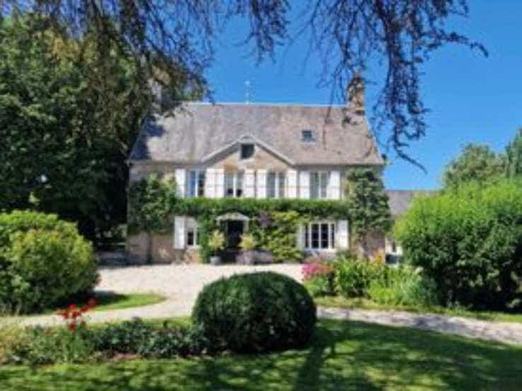 Dom w Vire, Normandie 11916048