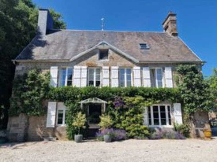 بيت في Vire, Normandie 11916048