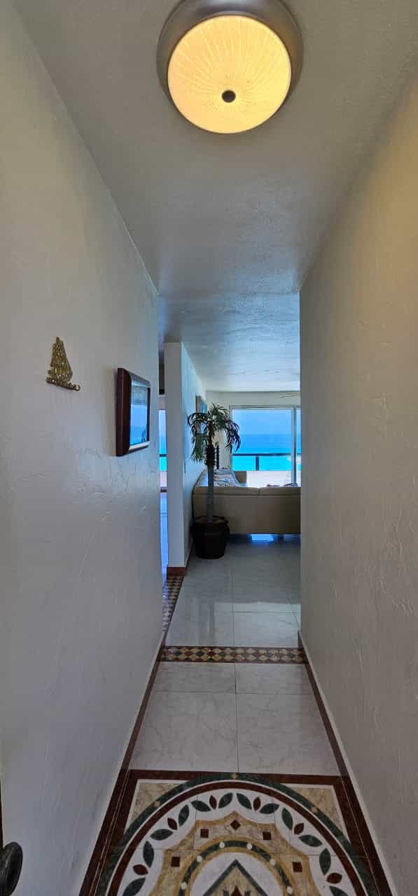 Condominium in Cancun, 39 San Miguelito 11916432
