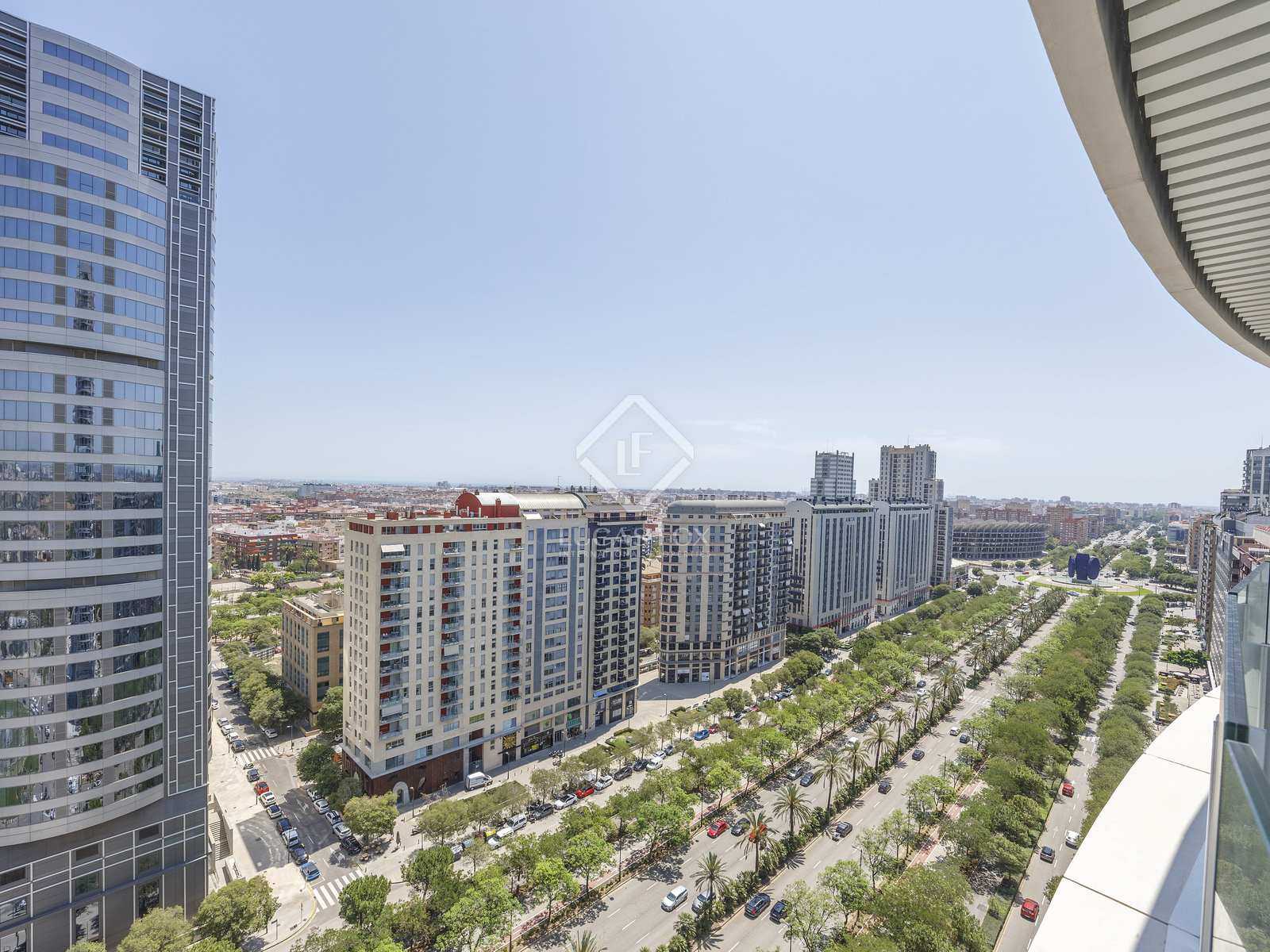 Condominium in Valencia, Valencia 11916607