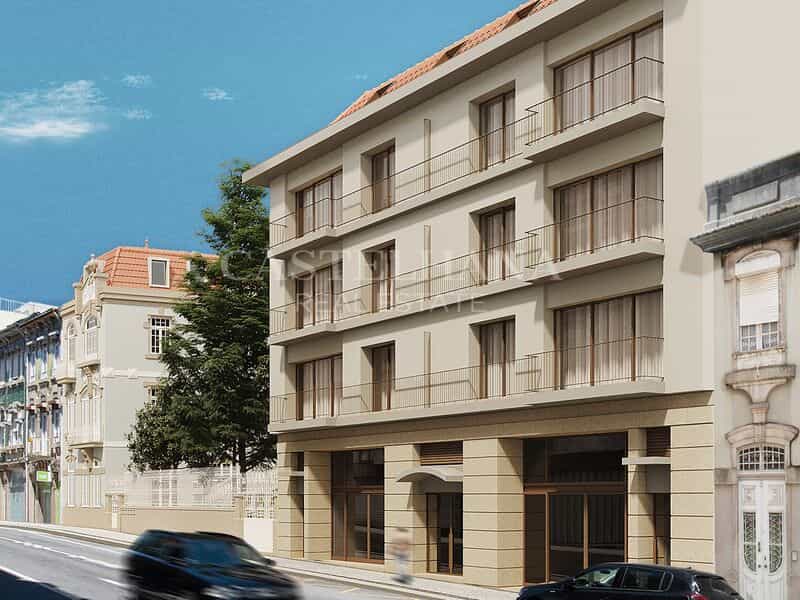 Condominium in Porto, Porto 11916859