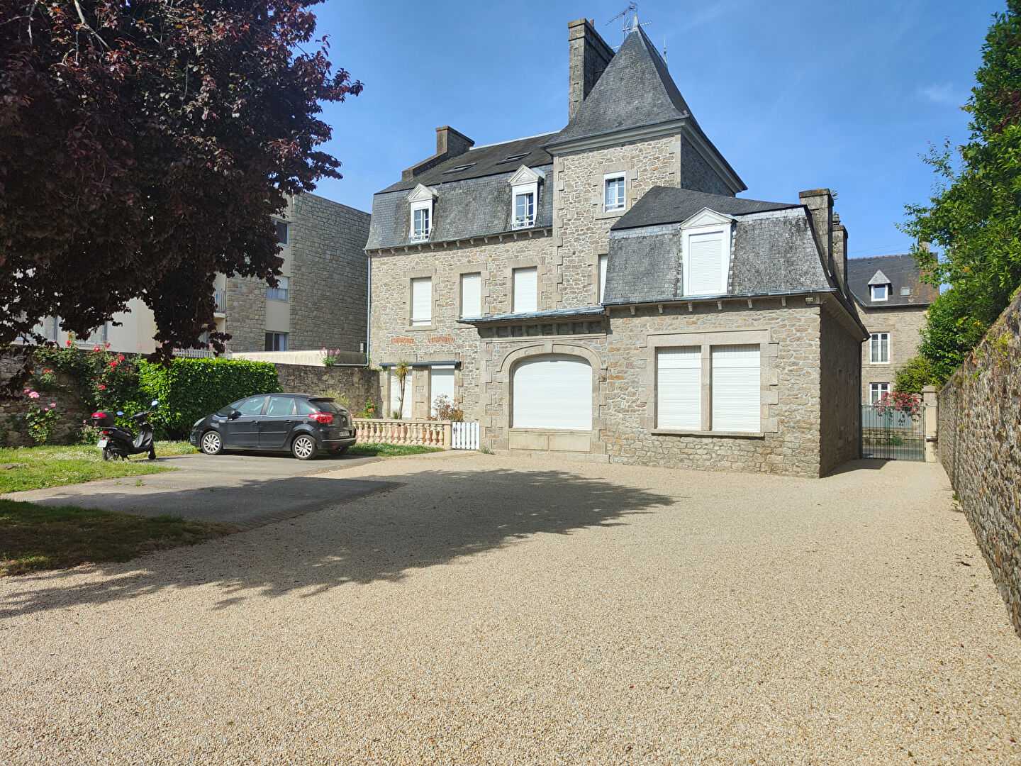 Condominium in Dinan, Bretagne 11916922